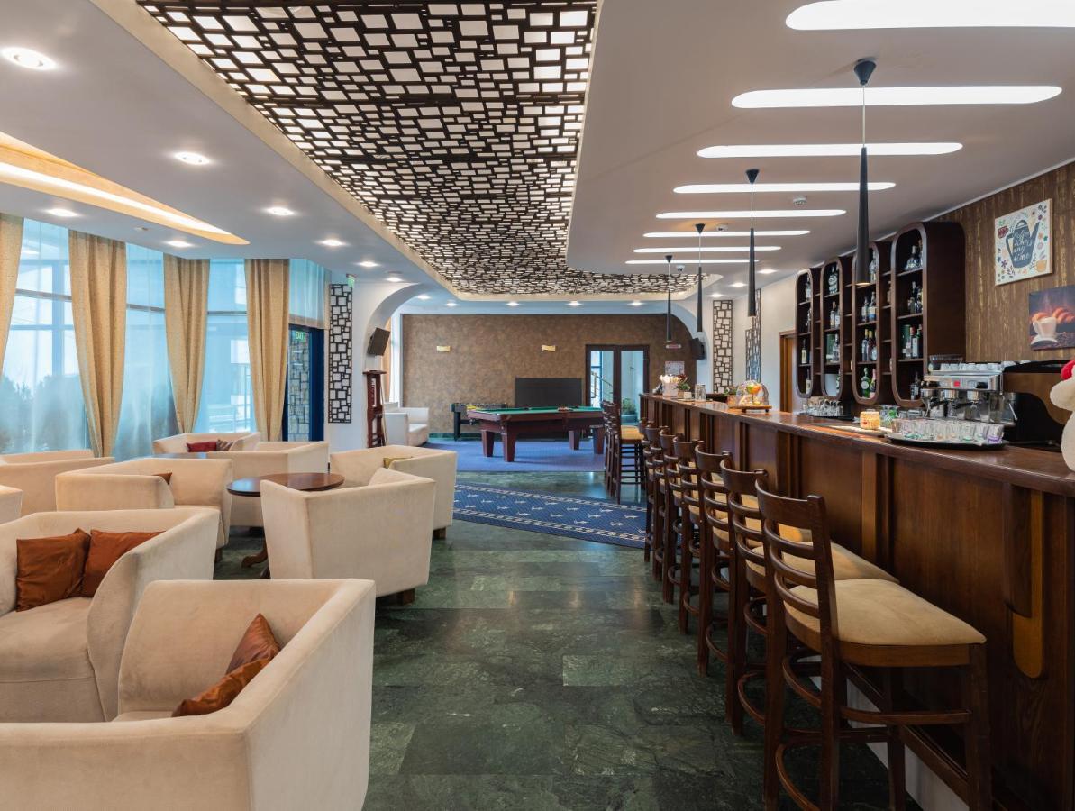 Hotel & Sky Predeal